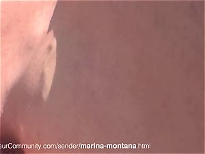 cougar Marina Montana draussen abgepisst